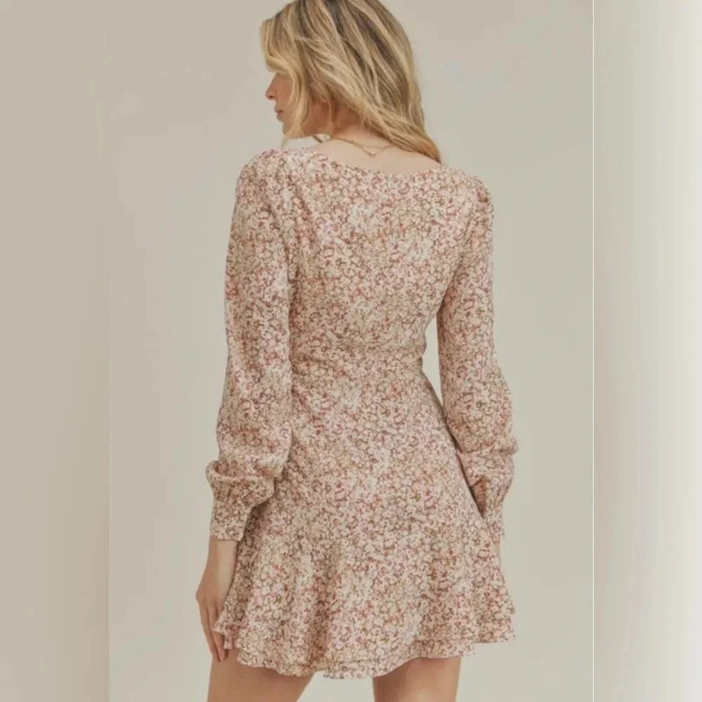 Lush | balloon long sleeve floral mini dress | Size: Medium NWOT - Picture 2 of 8